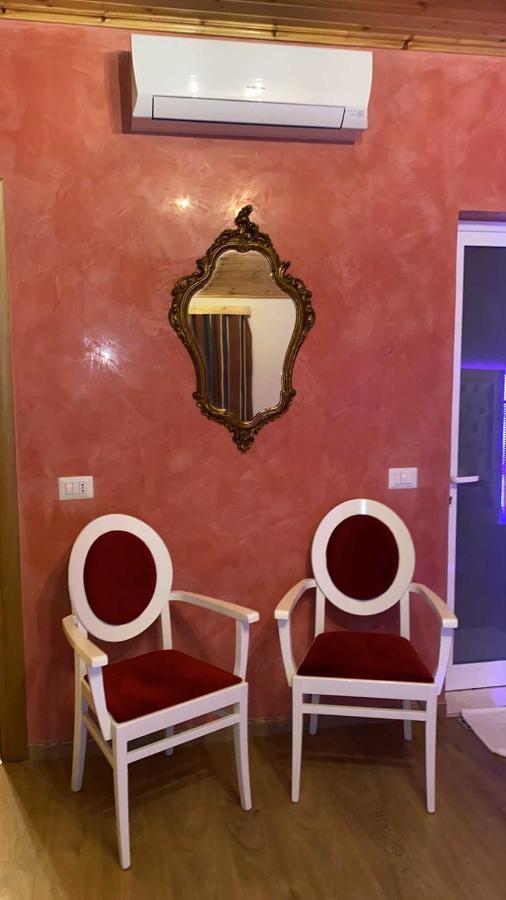 Hotel Demokracia Fushe-Arrez Εξωτερικό φωτογραφία