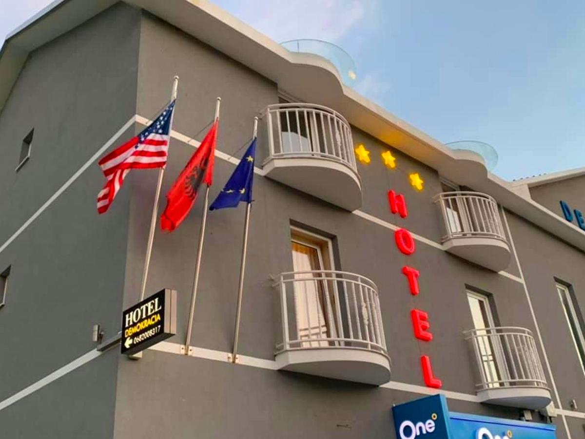 Hotel Demokracia Fushe-Arrez Εξωτερικό φωτογραφία